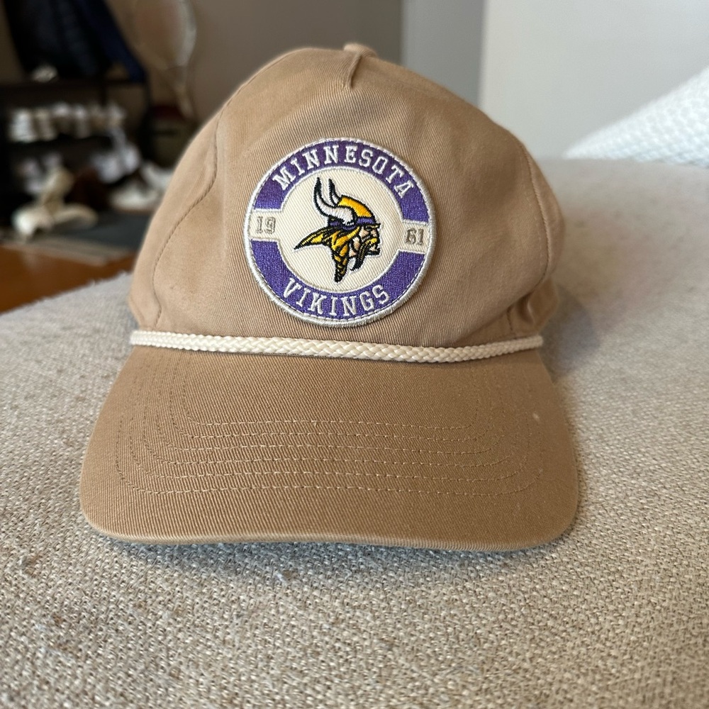 Minnesota Vikings Tan Baseball Cap